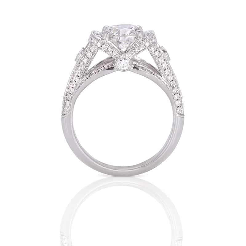  Avant-Garde Timeless Engagement Ring 18k 