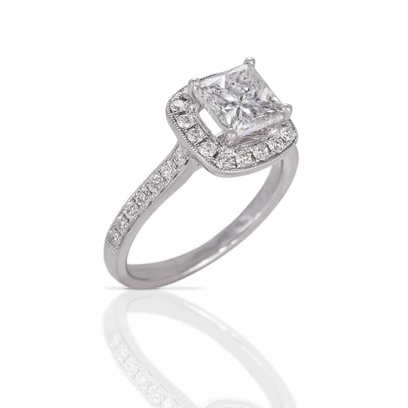  Elegant Princess Cut Diamond Engagement Ring In 14k 